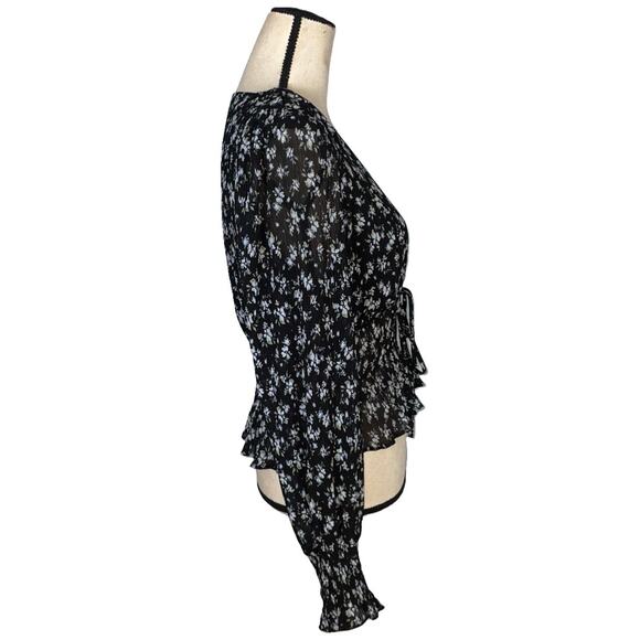 Lucy Paris Black Floral Pleated Tie Front Smock Blouse    Size: US M - Picture 2 of 4